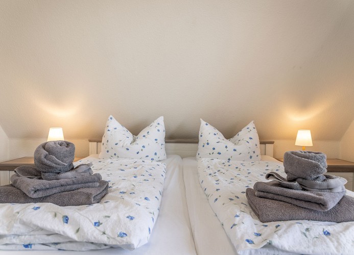Ferienwohnung Am Wald 30, Nr. 1  mit Balkon